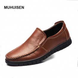 New Handmade Genuine Leather Men Driving Soft Leather Men Moccasins Brand Men casual shoes Loafers Slip On Shoe